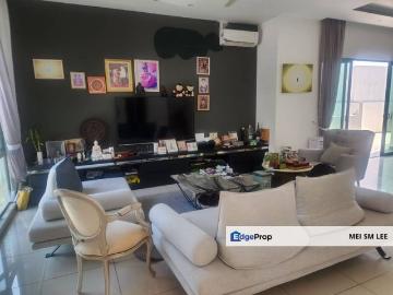 Desa Hill Villas