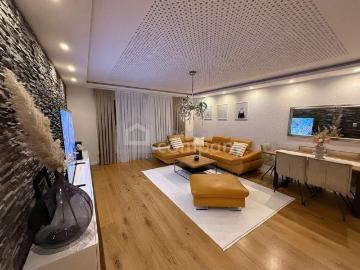Design trifft auf Eleganz: 4 Zimmerwohnung