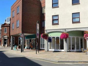 Detached House For Rent In Chichester, West Sussex