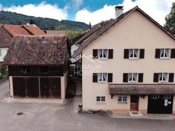 Doppeltes Potenzial Ein Haus bezugsbereit, eines zur...