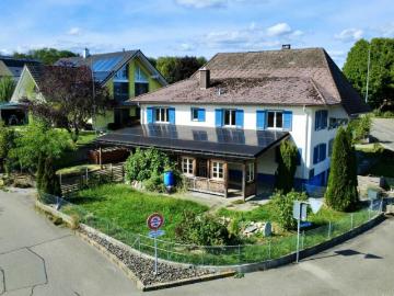 Doppeleinfamilienhaus mit Ausbaupotenzial & PV Anlage!