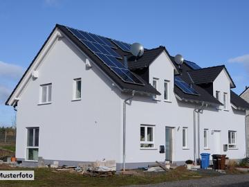 Doppelhaushälfte nebst Terrasse und Garage + provisionsfrei