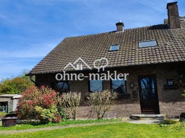 Doppelhaushälfte Einfamilienhaus, ländl. ruhige Lage und...
