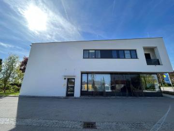 Dörfliche Ruhe und Stadtnähe: Mietwohnung in Kirchberg...