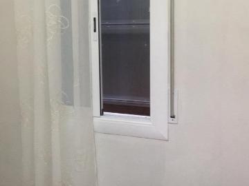 Double bedroom in a 3 bedroom apartment near El Carmel...