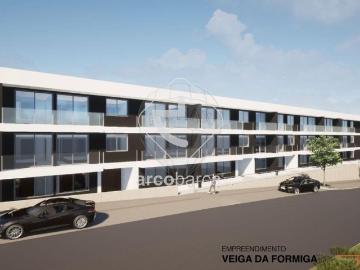 Edifício em construção na Rua da Formiga em Valença, 26...