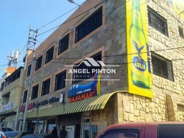 Edificio en Alquiler en La Guaira Vargas 1680 m2. 11 hab