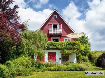 Ehem. freistehendes Eisenbahnerwohnhaus provisionsfrei