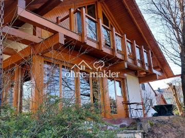 Einzigartiges Holzhaus im Grünen in Randlage und doch...