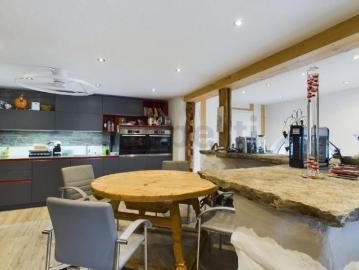 Einzigartiges 5.5 Zimmer Einfamilienhaus mit separater...