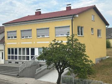 Ein oder Mehrfamilienhaus zu vermieten