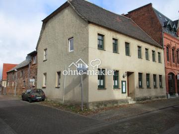 Einfamilienhaus mit Ausbaupotenzial, Innenhof und...