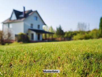 Einfamilienhaus mit div. Nebenbebauung vielfältig nutzbar