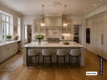 Einfamilienhaus mit Garage Attraktive Immobilienchance...