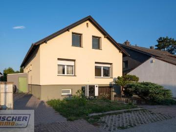 Einfamilienhaus mit Schwimmteich zu vermieten!