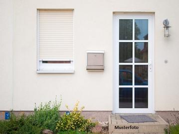 Einfamilienhaus nebst Garage provisionsfrei