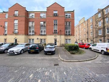 Elbe Street, Leith Links, Edinburgh, EH6 1 bed flat to...