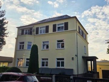 Elegante 4 Raum Wohnung mit Wintergarten & Kamin –...