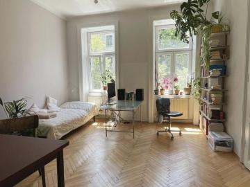 Elegante 3 Zimmer Altbauwohnung in Hamburg Eimsbüttel