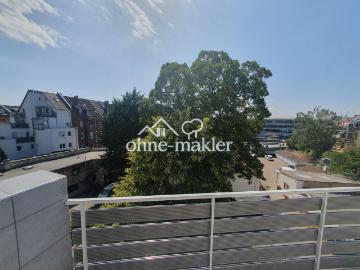 Jetzt noch ohne Maker kaufen! Elegante und große Wohnung...