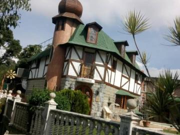 EN VENTA QUINTA EN EL CAFETAL dos casas