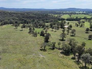 ENJOY A QUIET RURAL LIFESTYLE