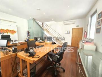 Escritório duplex centro Arganil