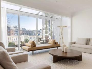 Espectacular ático con terraza en Almagro 390m² Madrid