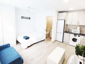 Estudio en alquiler en Valverde, Madrid
