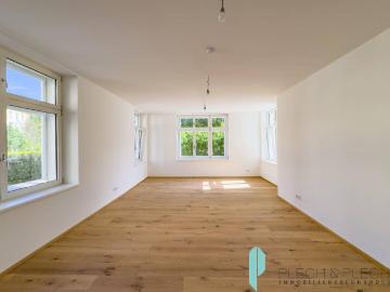 ERSTBEZUG 2 Zimmer Altbauwohnung Living Spaces Baden TOP06