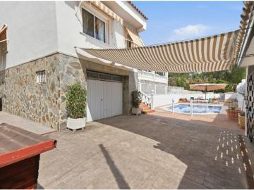 Exclusiva vivienda en el Vedat Mas de la Montañeta