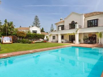 Villa / Chalet en alquiler Estepona, España