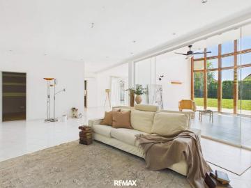 Villa in Gablitz: Pool, Sauna, Wald