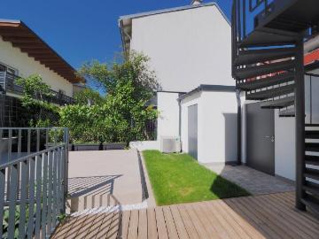Exklusiver Neubau mit Bachkulisse & Smart Home in...