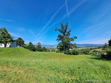 Exklusives Baugrundstück in erhöhter Aussichtslage –...