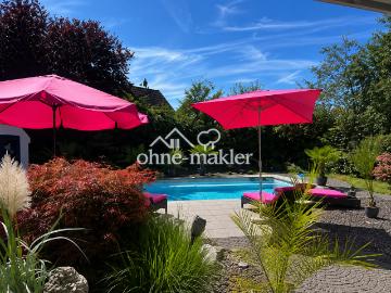 Exklusives Einfamilienhaus mit Pool auf 2.002 m²...
