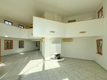 Exklusives Wohnen vor den Toren Wiens Traumhaftes Haus...