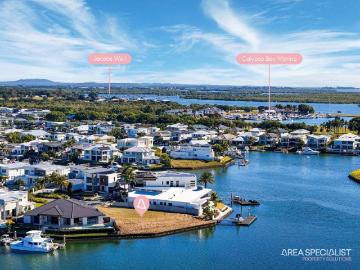 Expansive 939m² Waterfront Block | 43m Water Frontage |...