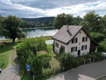 fa­mi­li­en­freund­li­ches Ein­fa­mi­li­en­haus