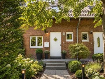 Familienfreundliches Reihenhaus mit sonnigem Garten und...
