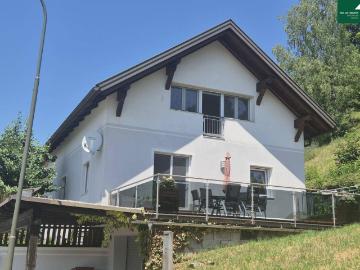 FAMILIENGLÜCK ! Wohnhaus mit 2 Wohneinheiten in Bestlage...
