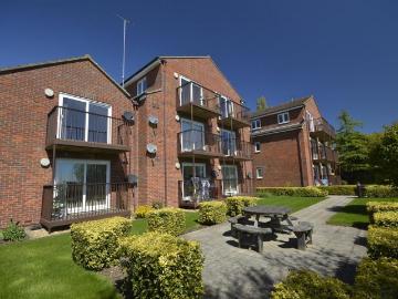 Fenview Court, CB4 2 bed apartment to rent £1,500 pcm...