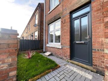Fernie Avenue, Melton Mowbray LE13 3 bed terraced house...