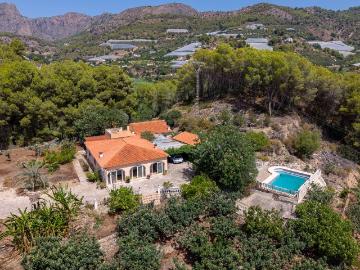 Finca rústica en Venta en Bolulla