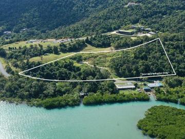 Five Acres with Sea Views, Just a Stone's Throw from...
