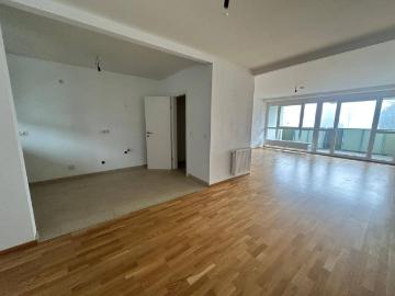 Ab sofort Bahndammgasse 98m² großzügige 3 Zimmerwohnung