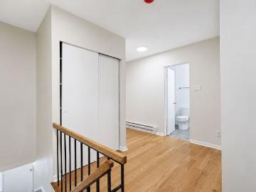 For Lease 1350 Winding Trail Unit# 40, Mississauga, Ontario