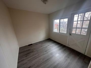 For Lease 94 Fairmont Avenue Unit# 2, West Centre Town,...