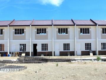 FOR SALE: Apartment / Condo / Townhouse Bulacan...