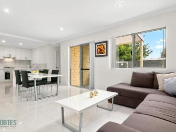 For Rent 4 Bedroom Townhouse Hamilton Hill WA DS64074290